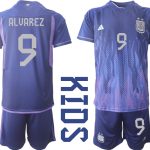 ALVAREZ #9 Argentina Bortatröja FIFA World Cup Qatar 2022 Barn purpurfärgad Kortärmad + Korta byxor