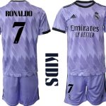 Real Madrid Bortatröja Barn 2022-23 Kortärmad + Korta byxor med tryck RONALDO 7