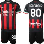 Beställa Fotbollströjor AC Milan Hemmatröja Herr 2023 Kortärmad + Korta byxor med namn RONALDINHO 80