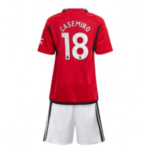Billiga Fotbollströjor Barn Manchester United Hemmatröja 2023-24 Kortärmad shorts med tryck Casemiro 18