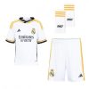 Billiga Fotbollströjor Barn Real Madrid Hemmatröja 2023-24 Kortärmad shorts Arda Guler 24